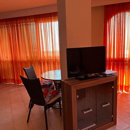 Aparthotel Oazis Vip Club Slantschew brjag Exterior foto