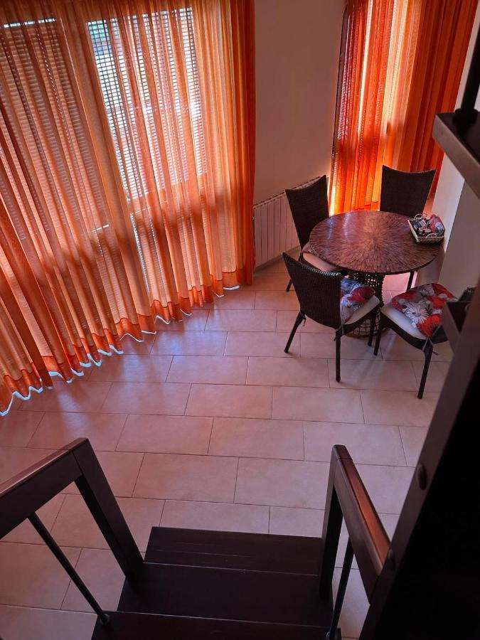 Aparthotel Oazis Vip Club Slantschew brjag Exterior foto