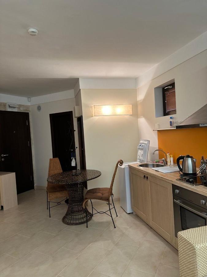 Aparthotel Oazis Vip Club Slantschew brjag Exterior foto
