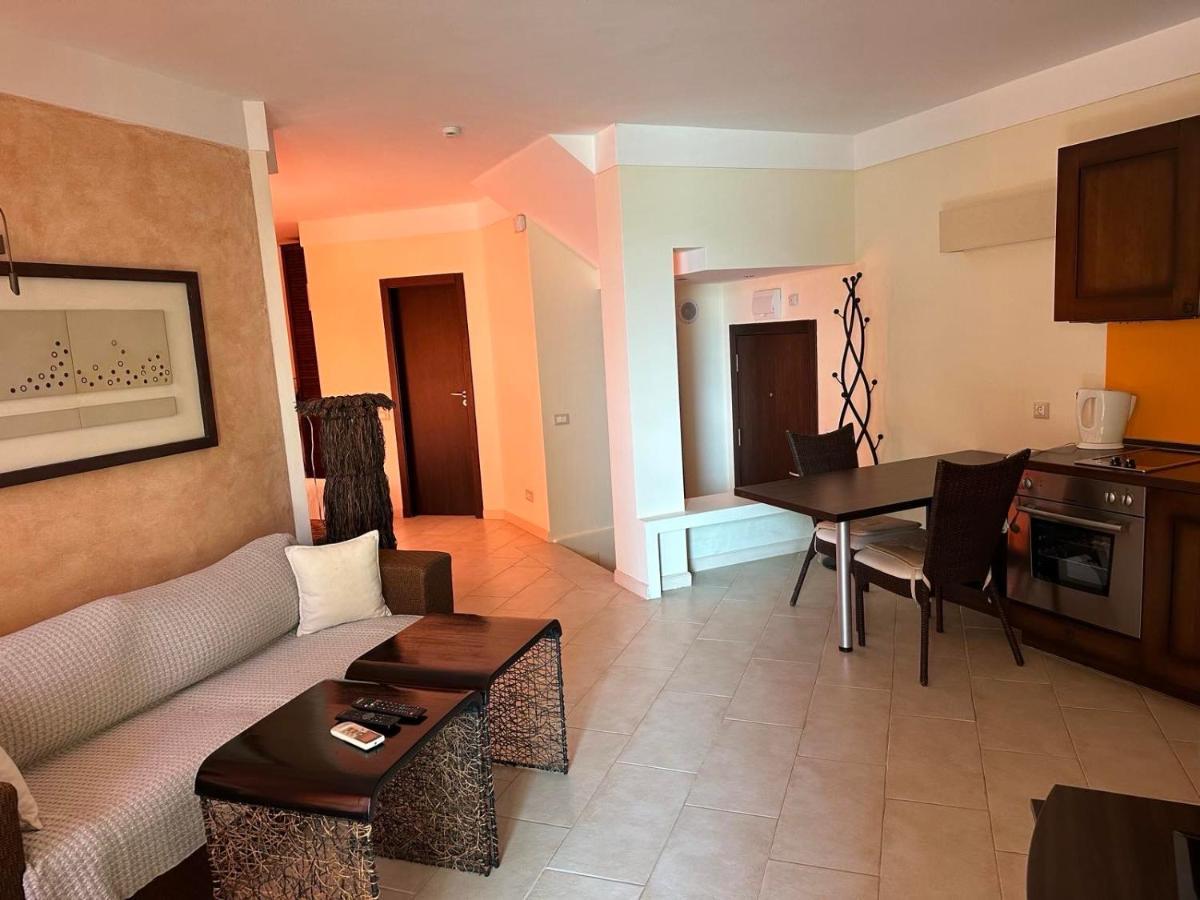 Aparthotel Oazis Vip Club Slantschew brjag Exterior foto