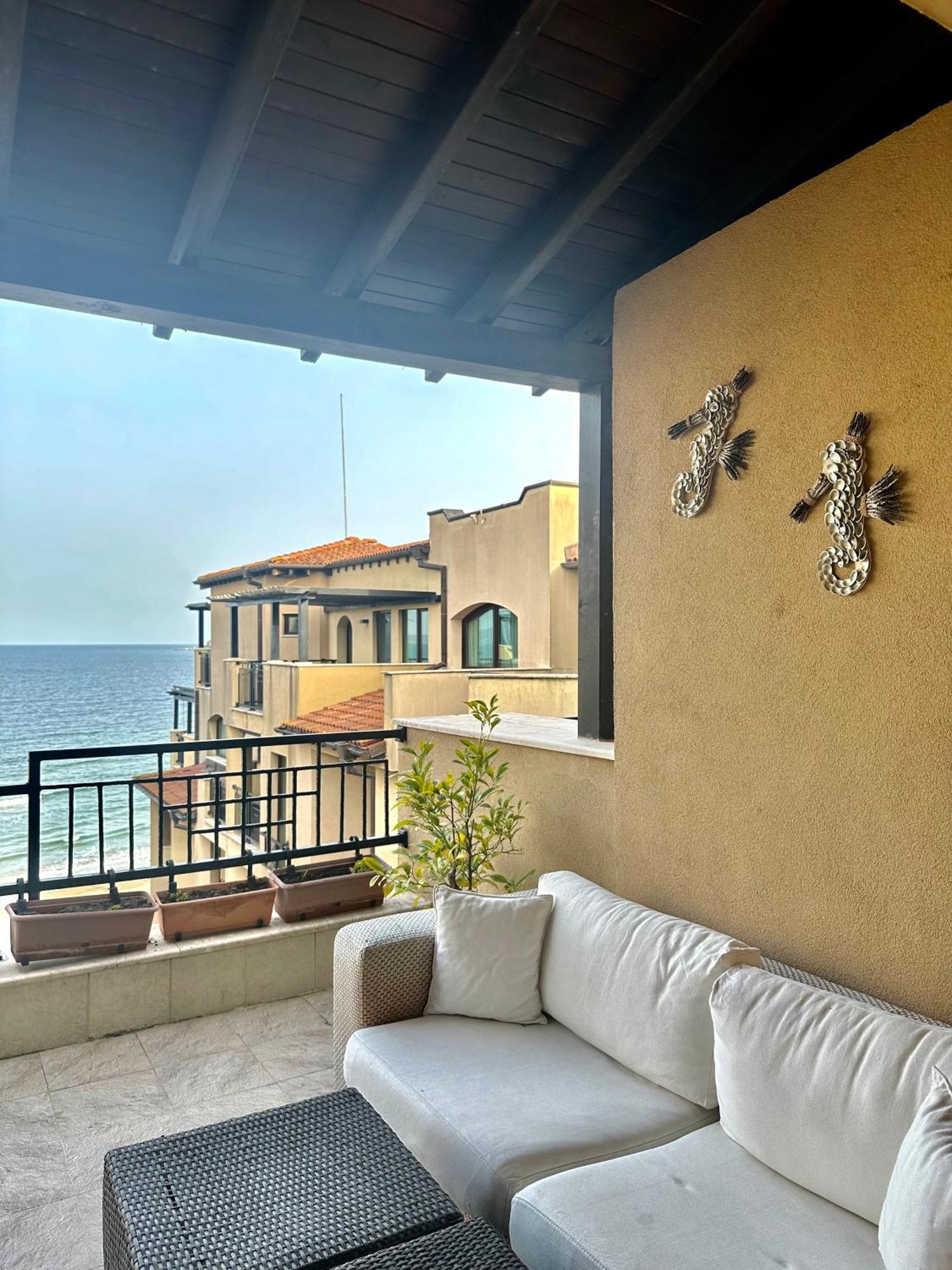 Aparthotel Oazis Vip Club Slantschew brjag Exterior foto